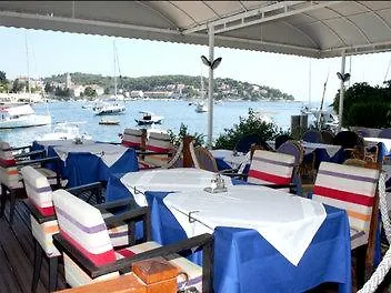 酒店 Delfin Hvar