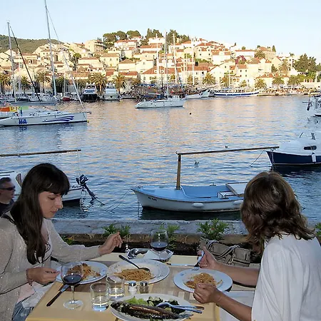 酒店 Delfin Hvar